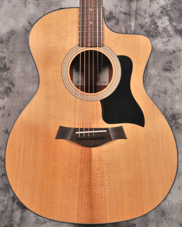 Taylor 114ce