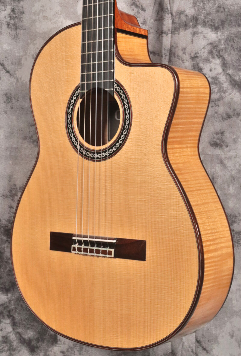 Used Cordoba GK Pro - Image 3