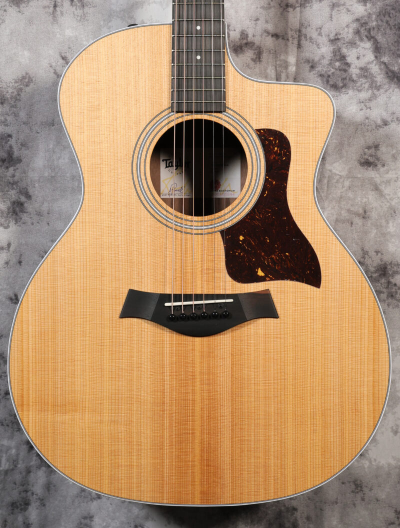 Taylor 214ce