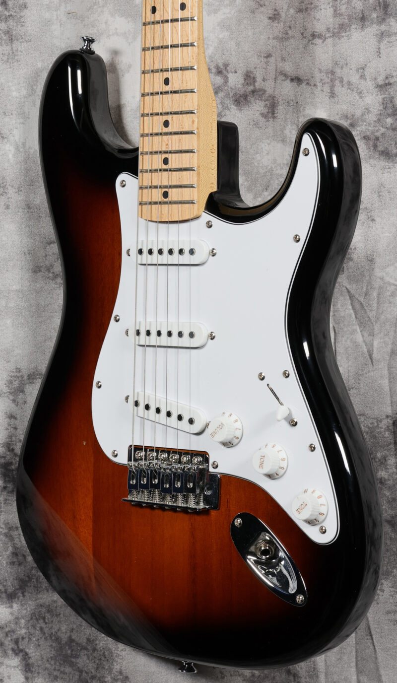 USED Squier 2021 Affinity Stratocaster - Image 3