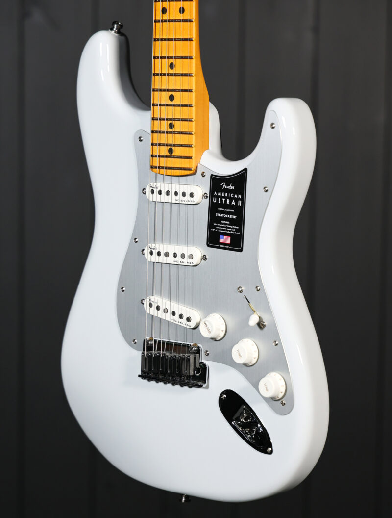 Fender American Ultra II Stratocaster® - Image 3