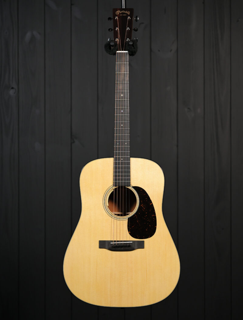 Martin D18E - Image 4