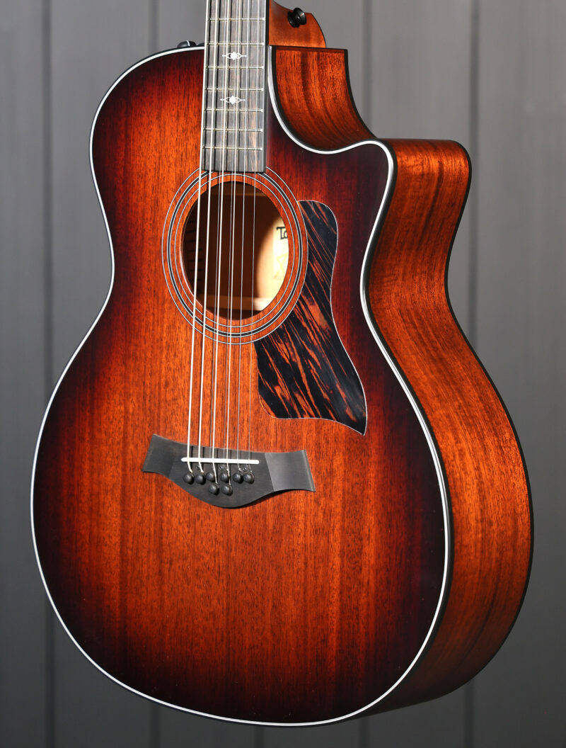 Taylor 324ce Baritone-8 LTD - Image 3
