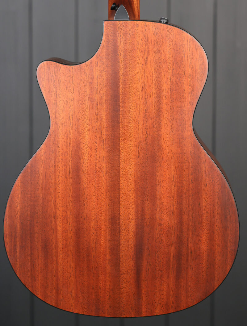 Taylor 324ce Baritone-8 LTD - Image 5