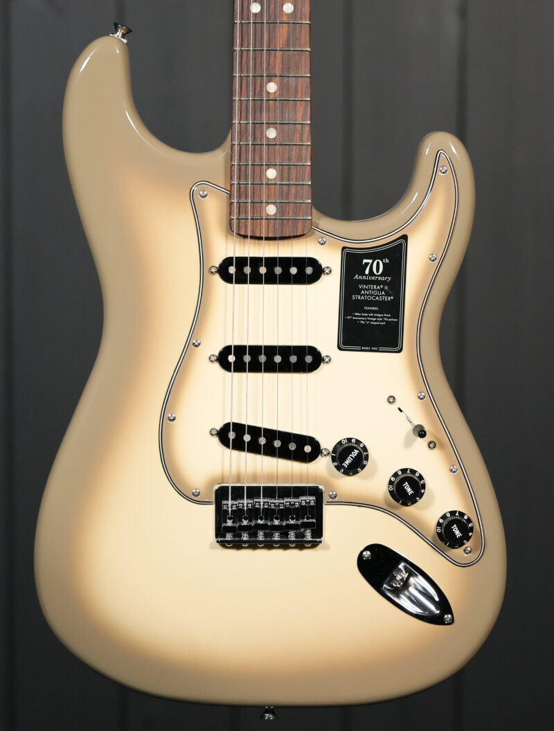 Fender 70th Anniversary Vintera® II Antigua Stratocaster®