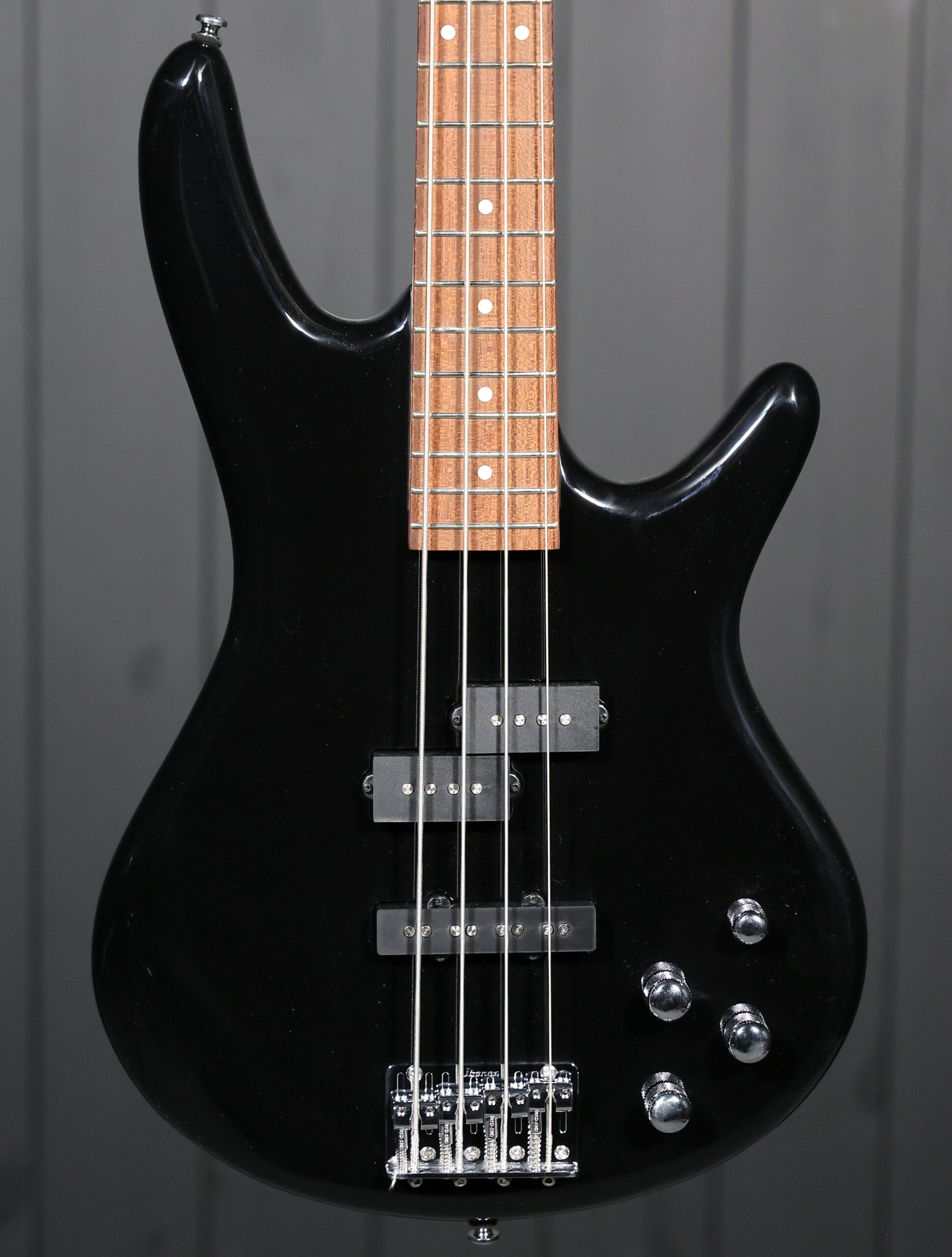 Ibanez GSR200