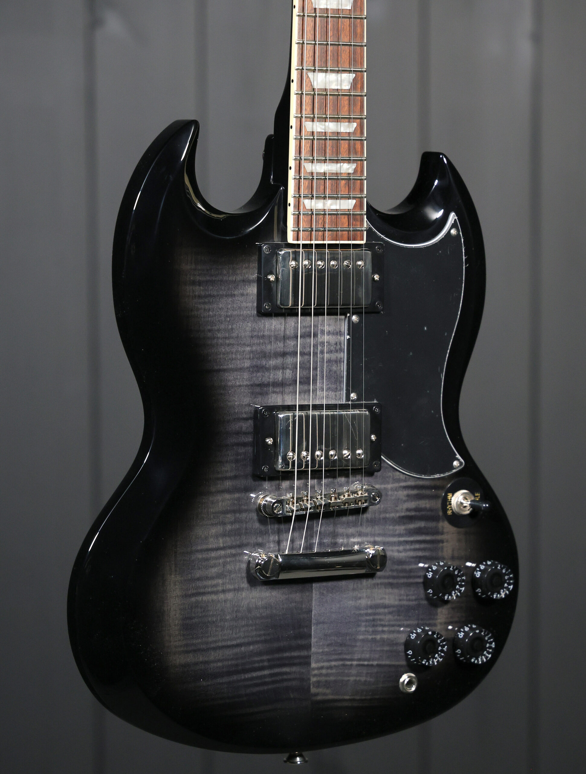 Epiphone SG Tribute Plus - Image 2