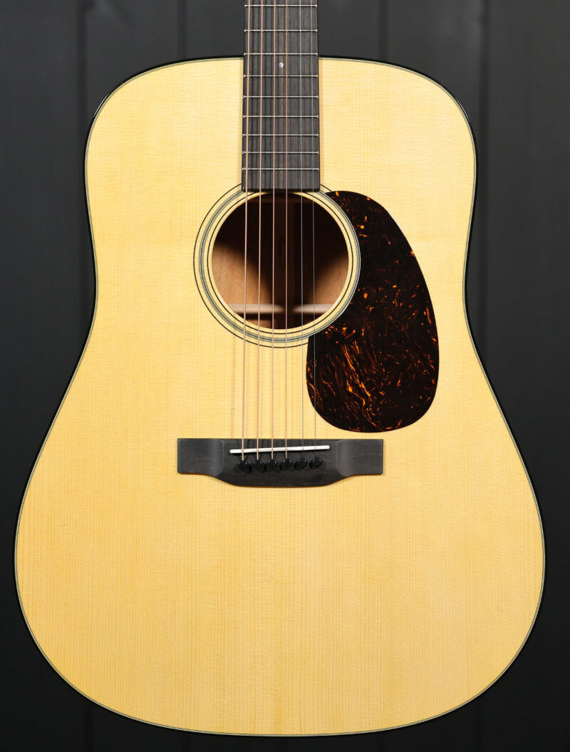 Martin Custom Shop D-18 2025