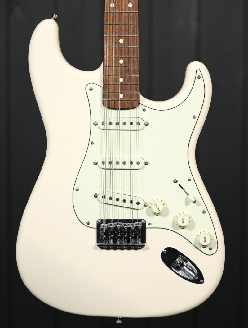 USED Fender 2018 FSR Traditional Stratocaster XII