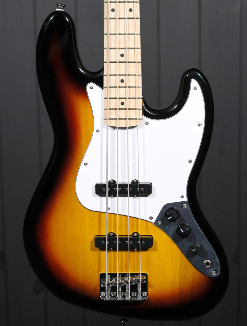 Squier Affinity Series® Jazz Bass®