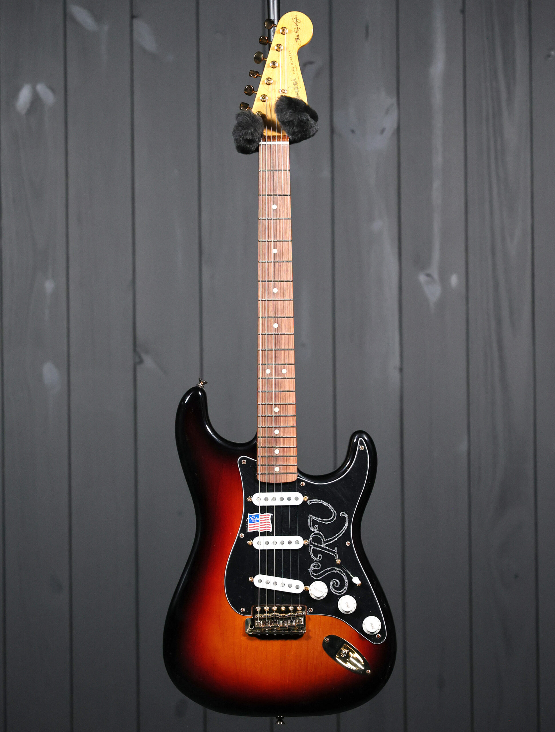 USED Fender 2012 Stevie Ray Vaughan Stratocaster® - Image 4