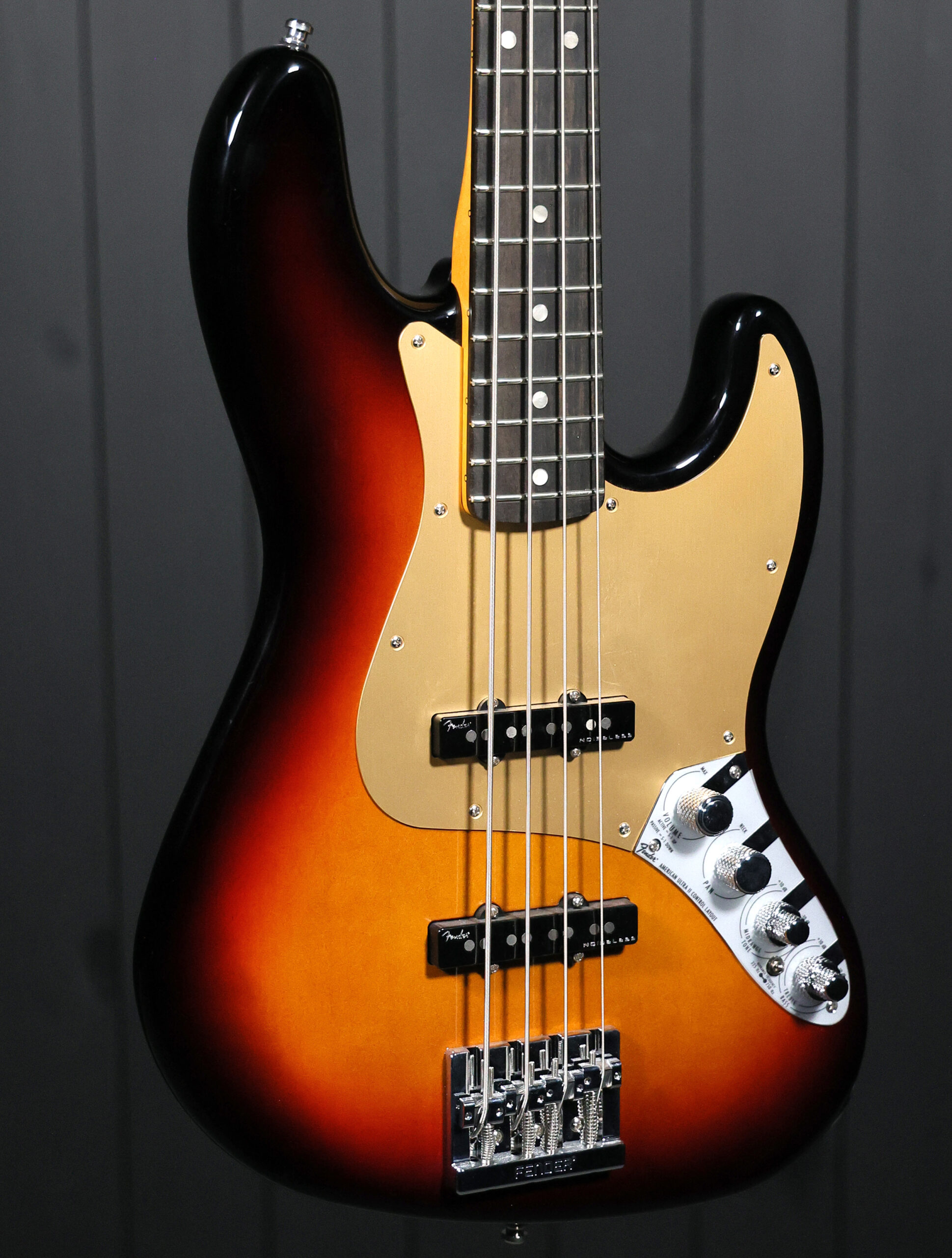Fender American Ultra II Jazz Bass® - Image 2