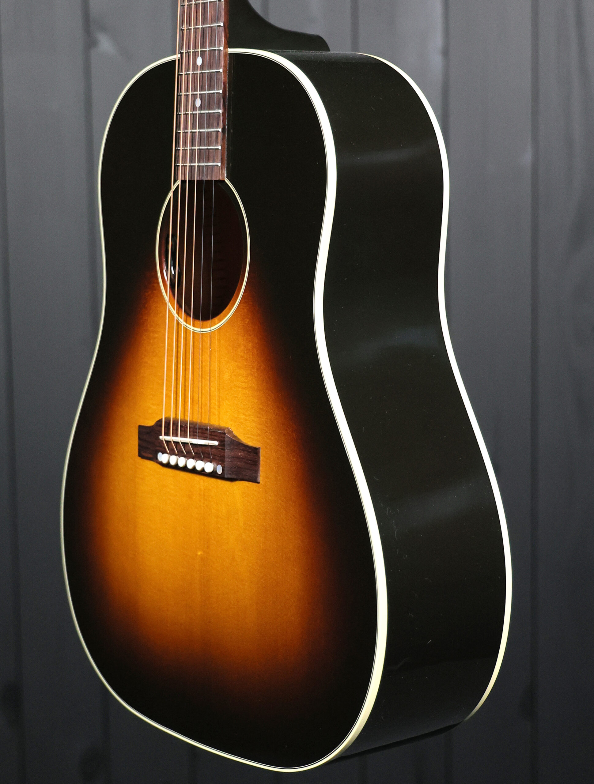 Gibson J-45 Standard - Image 3