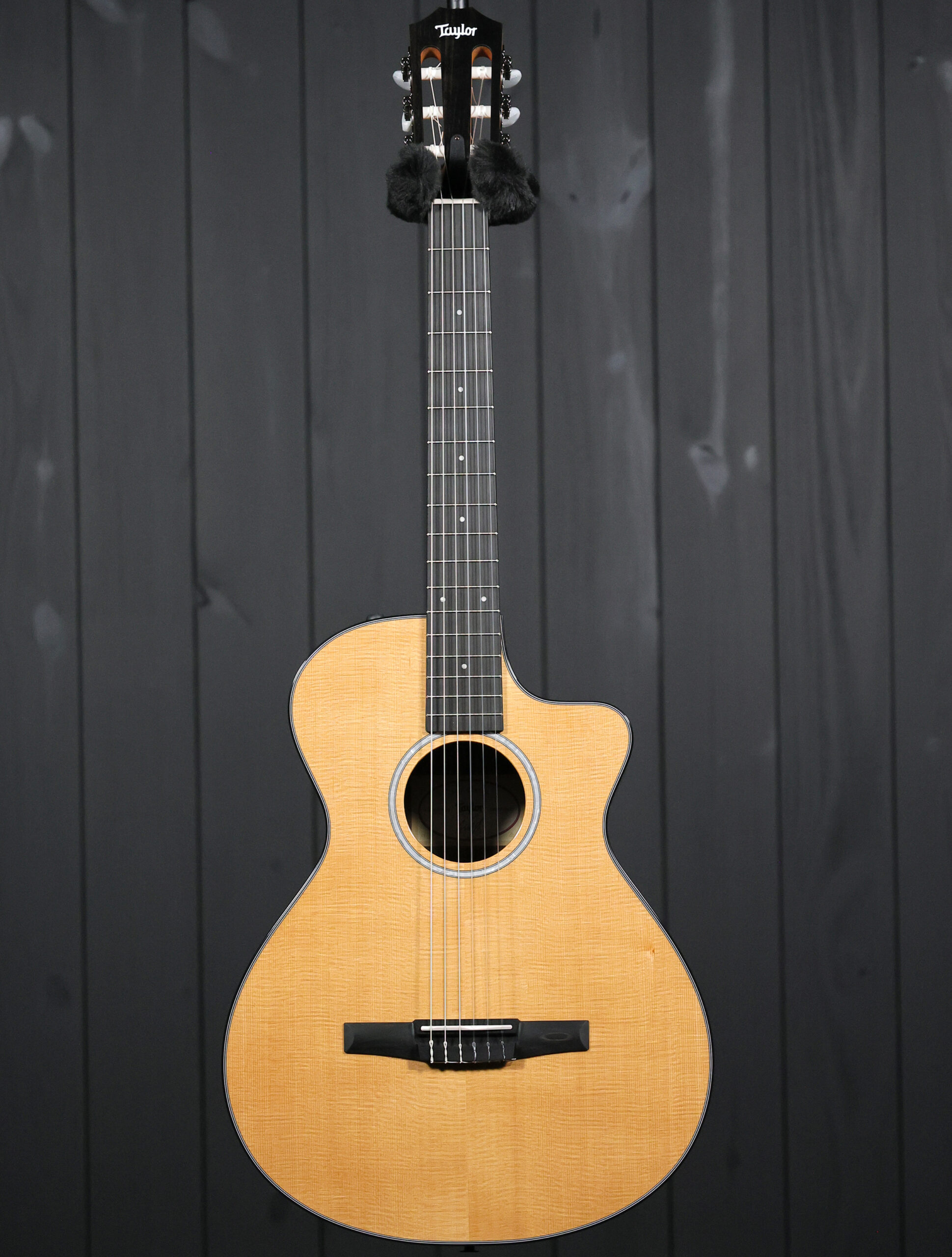 Taylor 212ce-N Plus - Image 4